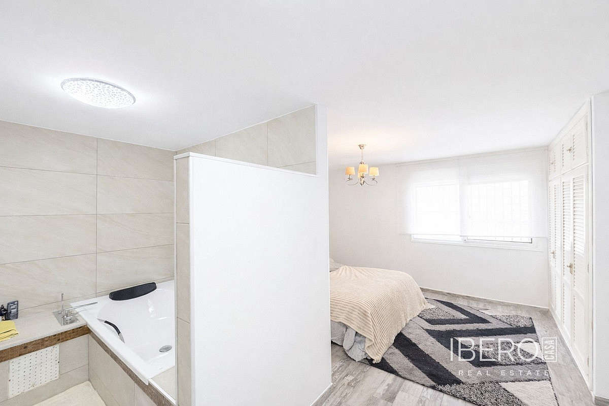 Casa 4+kk – Estepona, Urbanización Altos de Guadalobon, Urbanización Puerto Estepona (Seghers) - Vista 4