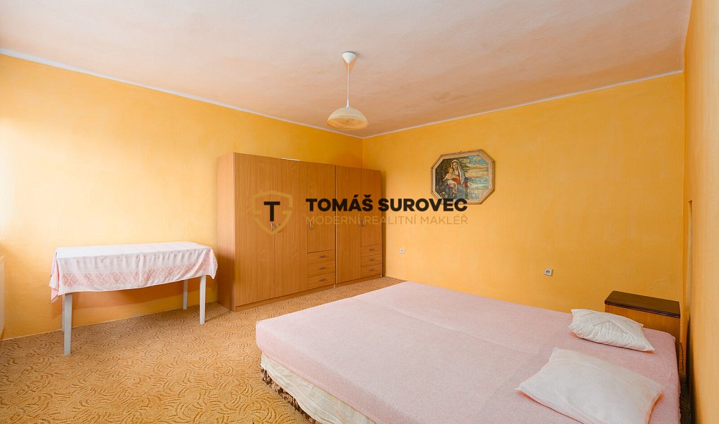 Prodej domu 265 m² s pozemkem 977 m², Tichov – náhled fotky 7