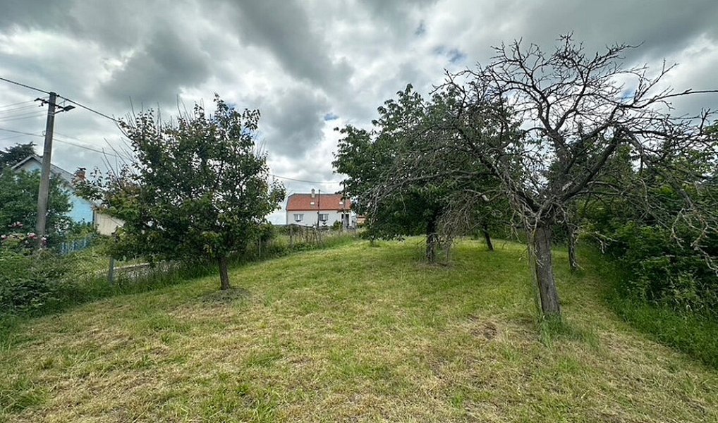 Prodej stavebního pozemku 1 090 m², Újezdec – náhled fotky 6