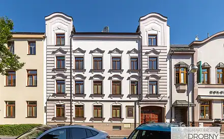 Pronájem bytu 3+kk 92 m²