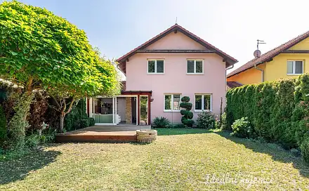 Pronájem bytu 5+1 141 m², Na Svahu, Horoušany, okres Praha-východ