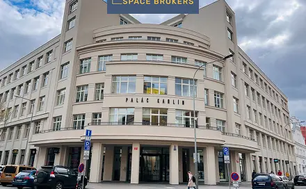 Pronájem kanceláře 550 m², Křižíkova, Praha 8