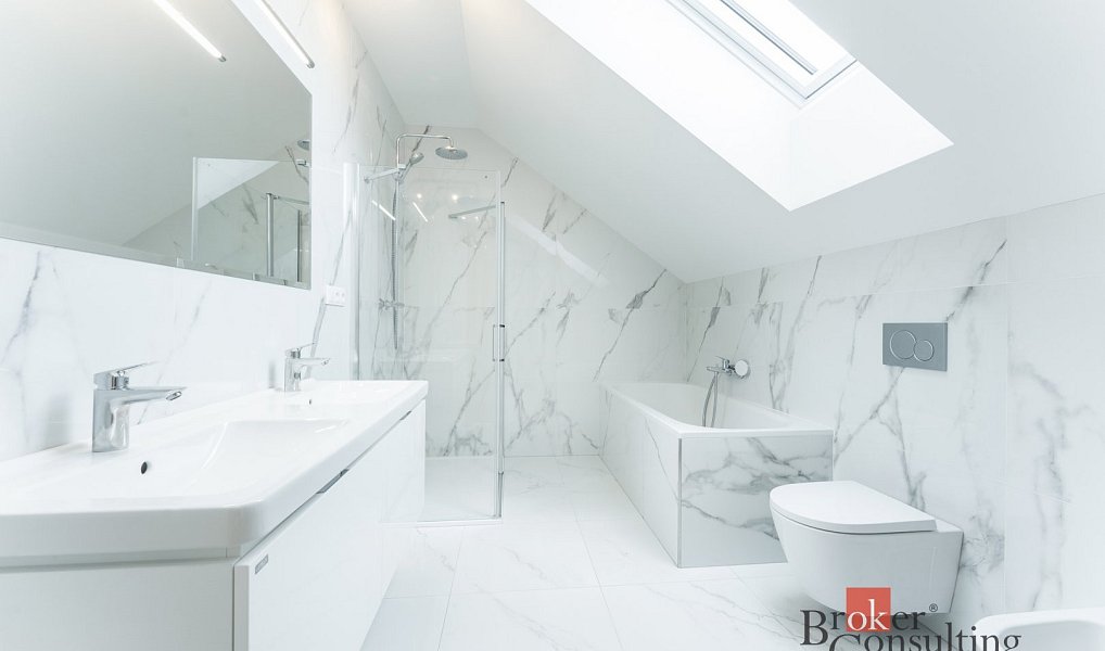 Prodej domu 161 m² s pozemkem 437 m², Ořech – náhled fotky 6