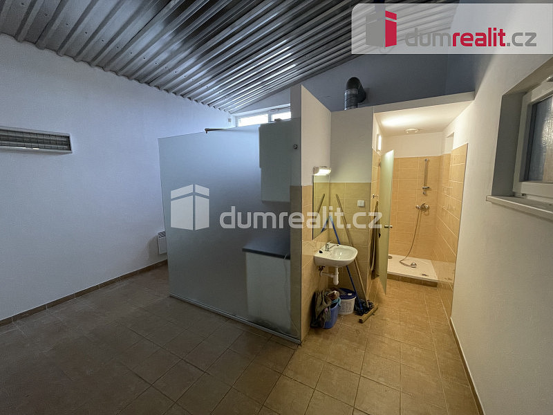 Pronájem výrobních prostor 677 m² — photo 5