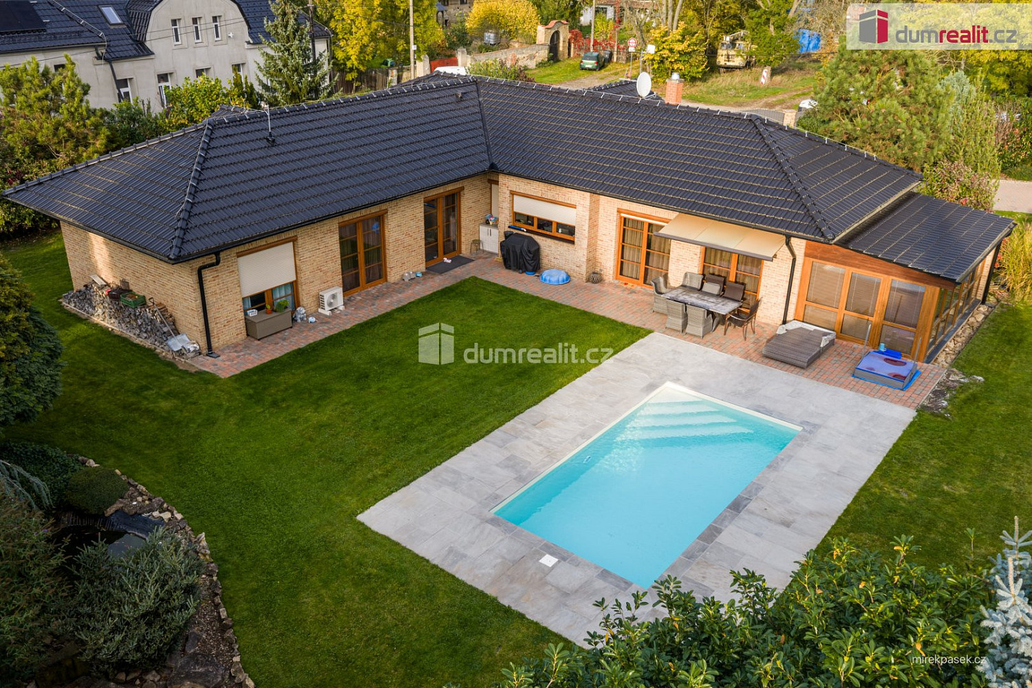 Prodej domu 175 m² s pozemkem 2 612 m²