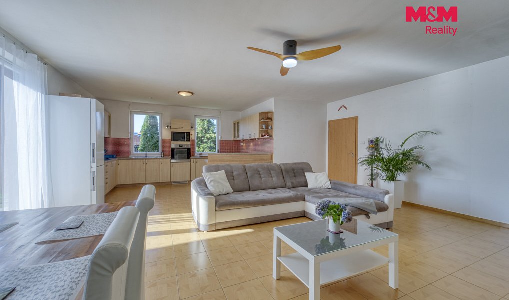 Prodej domu 216 m² s pozemkem 2 272 m², Bohutín – náhled fotky 7