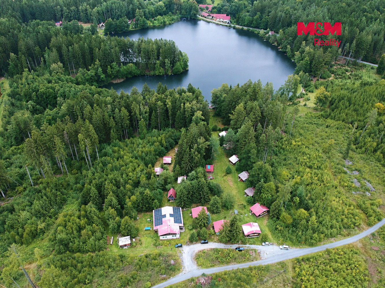 Prodej ubytovacího objektu 777 m² – fotografie 2