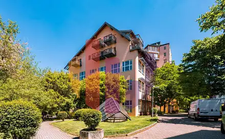 Pronájem kanceláře 500 m², Na okraji, Praha 6 - Veleslavín