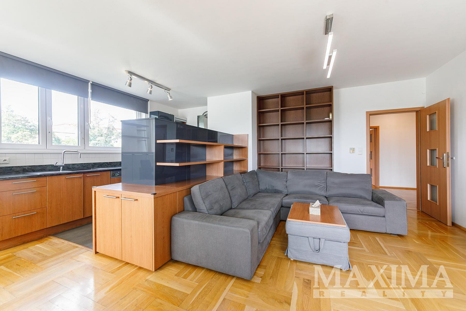 Pronájem bytu 4+kk 117 m² – fotografie 2