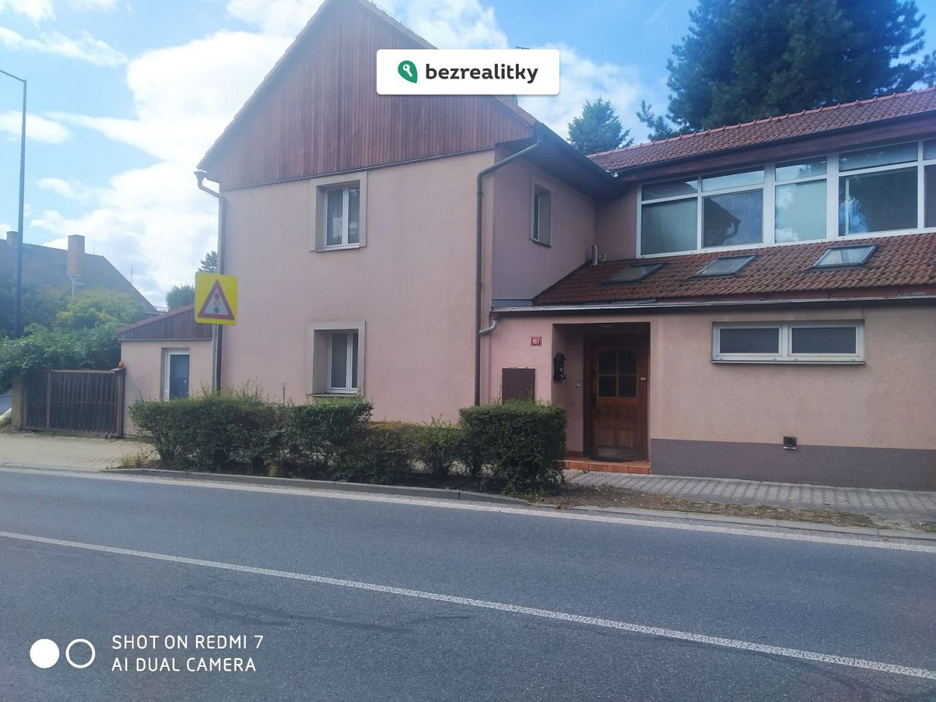 Prodej domu 412 m² s pozemkem 318 m² – fotografie 2