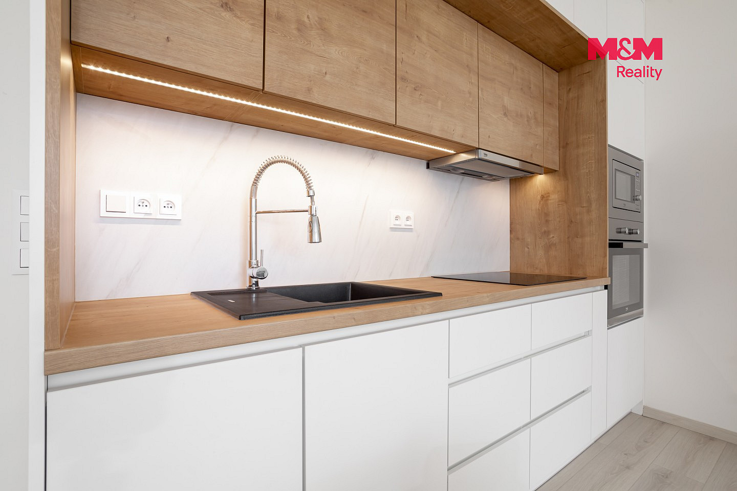 Pronájem bytu 2+kk 60 m² — photo 2