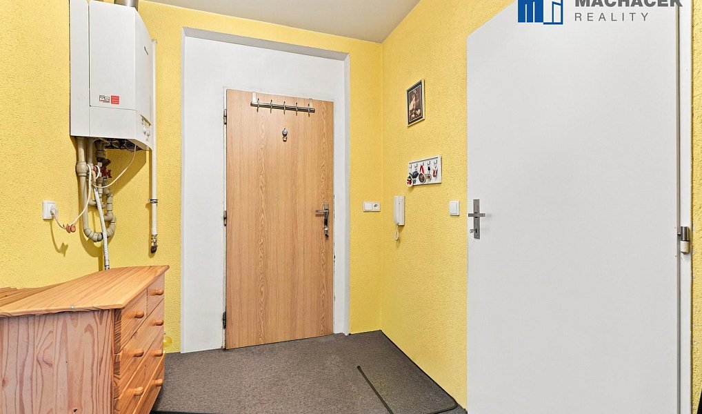 Prodej domu 350 m² s pozemkem 207 m², Dubí – náhled fotky 16