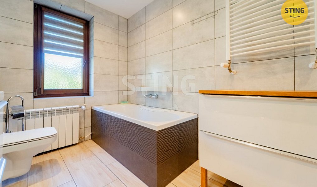 Prodej domu 410 m² s pozemkem 3 700 m², Holasovice – náhled fotky 23