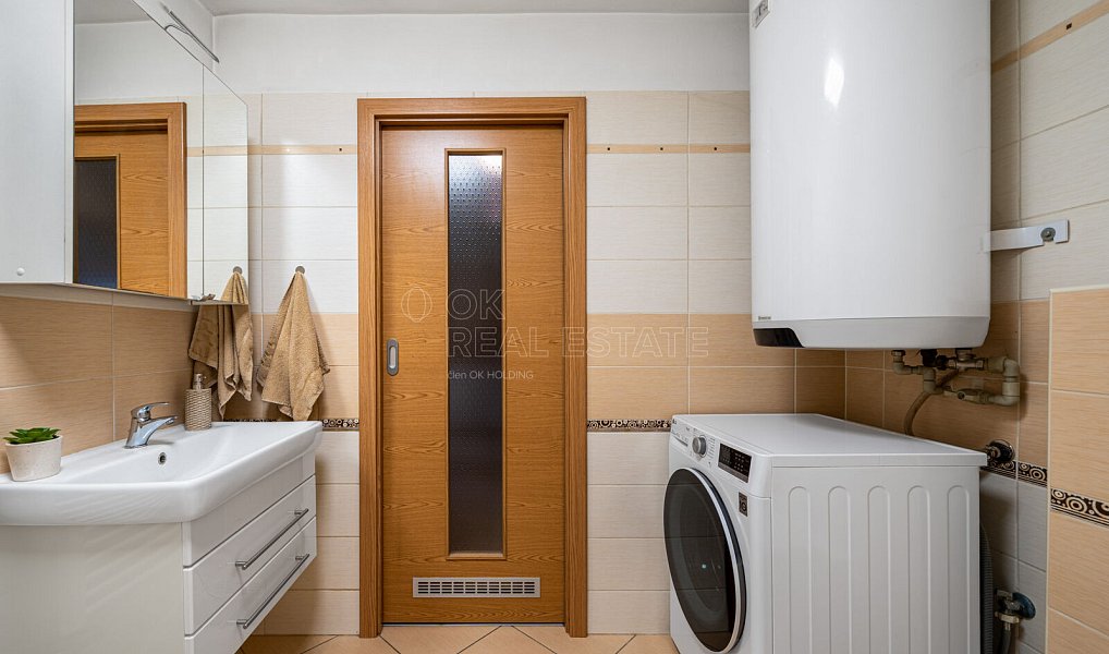Prodej bytu 3+1 89 m², Ostrov – náhled fotky 14