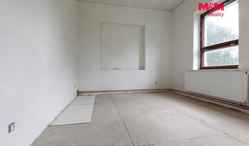 Prodej obchodních prostor 1 100 m², Černošín – náhled fotky 15