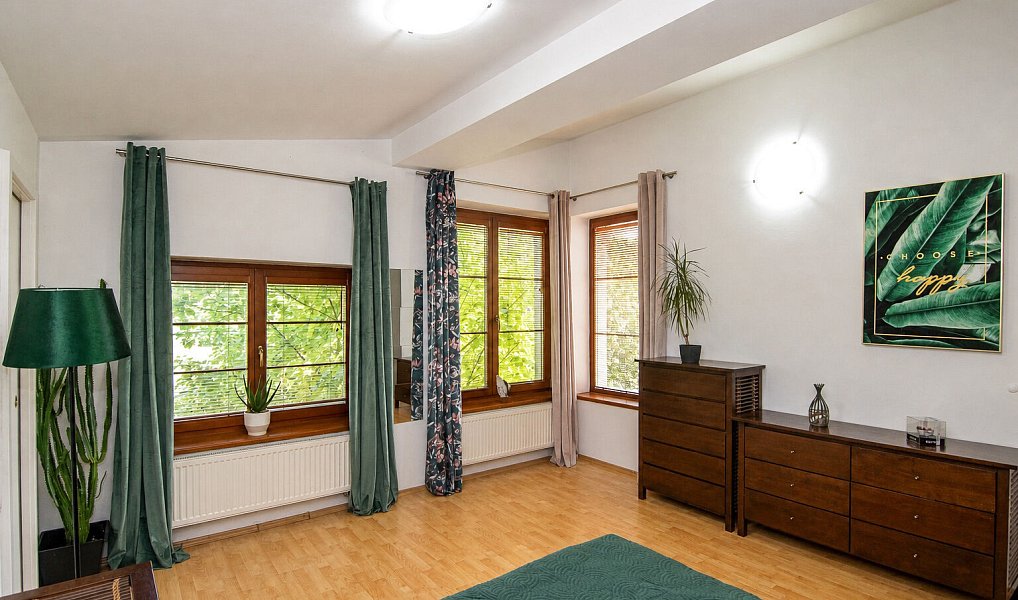 Prodej domu 258 m² s pozemkem 756 m², Praha – náhled fotky 26