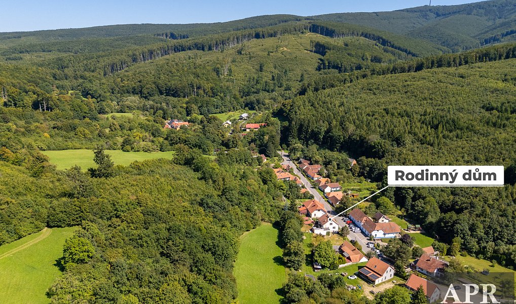 Prodej domu 198 m² s pozemkem 719 m², Nová Lhota – náhled fotky 14