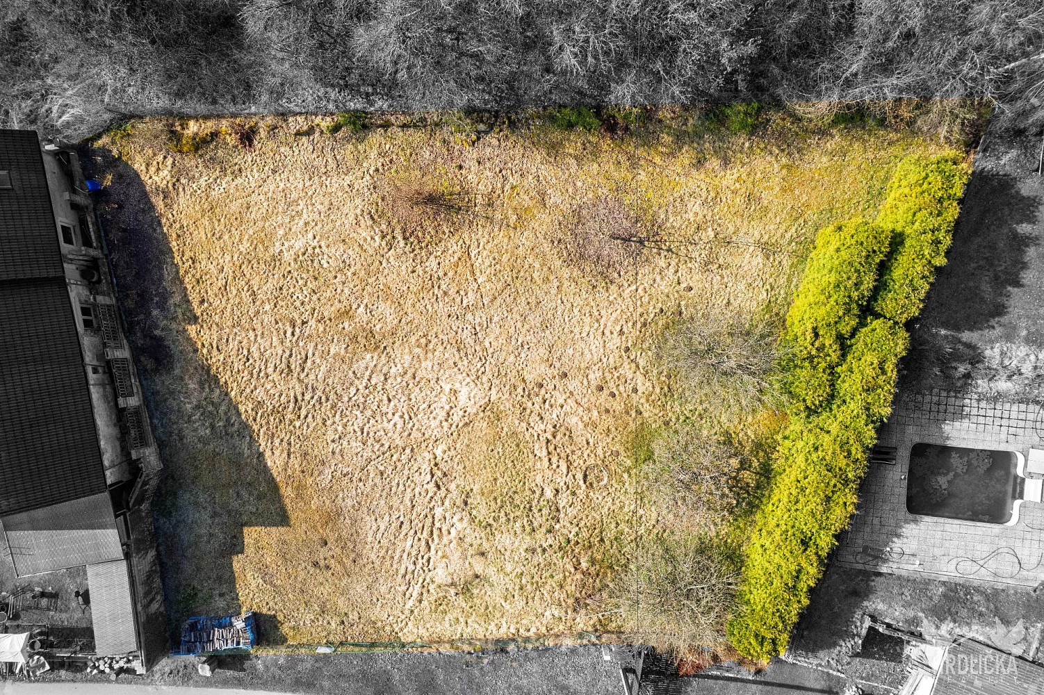 Prodej stavebního pozemku 1 072 m² – fotografie 2