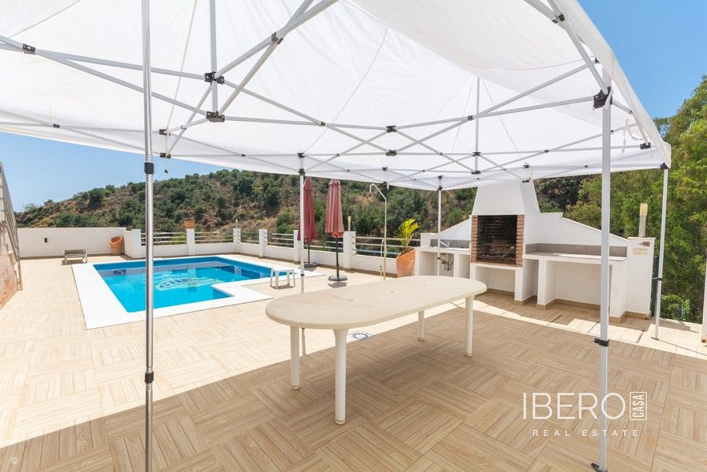 Prodej domu 363 m² s pozemkem 915 m² — photo 3