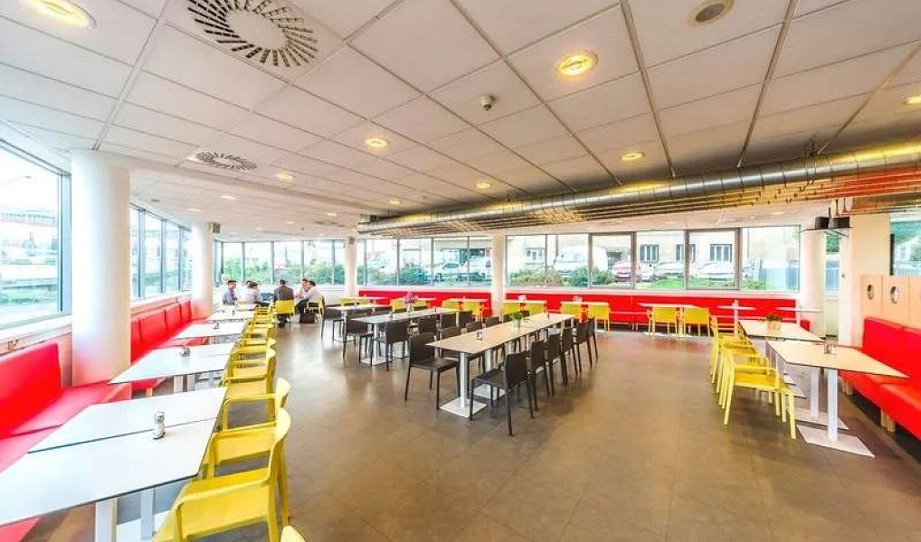 Pronájem kanceláře 300 m², Praha – náhled fotky 6
