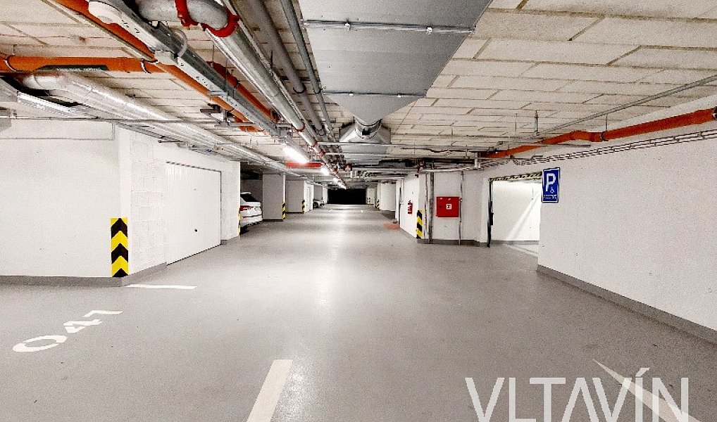 Pronájem bytu 2+kk 61 m², Praha – náhled fotky 23