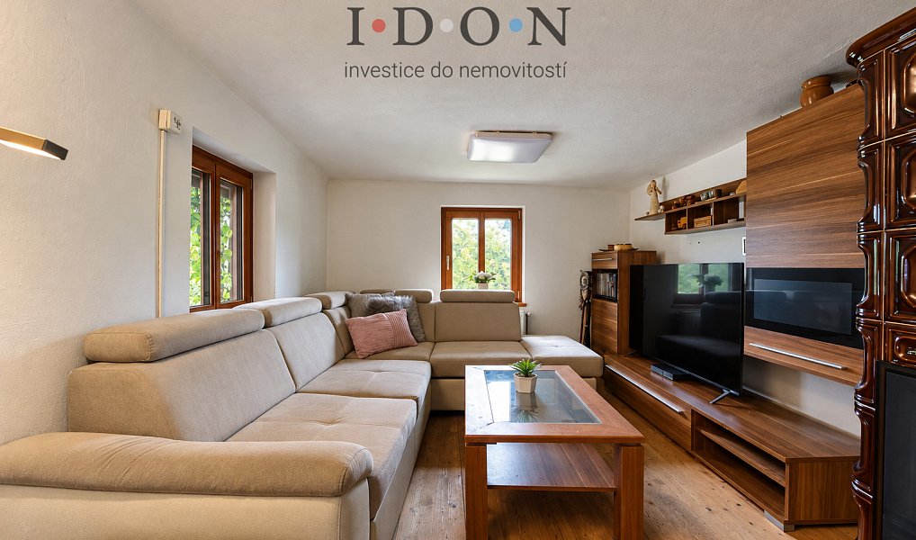 Prodej domu 130 m² s pozemkem 945 m², Oznice – náhled fotky 10