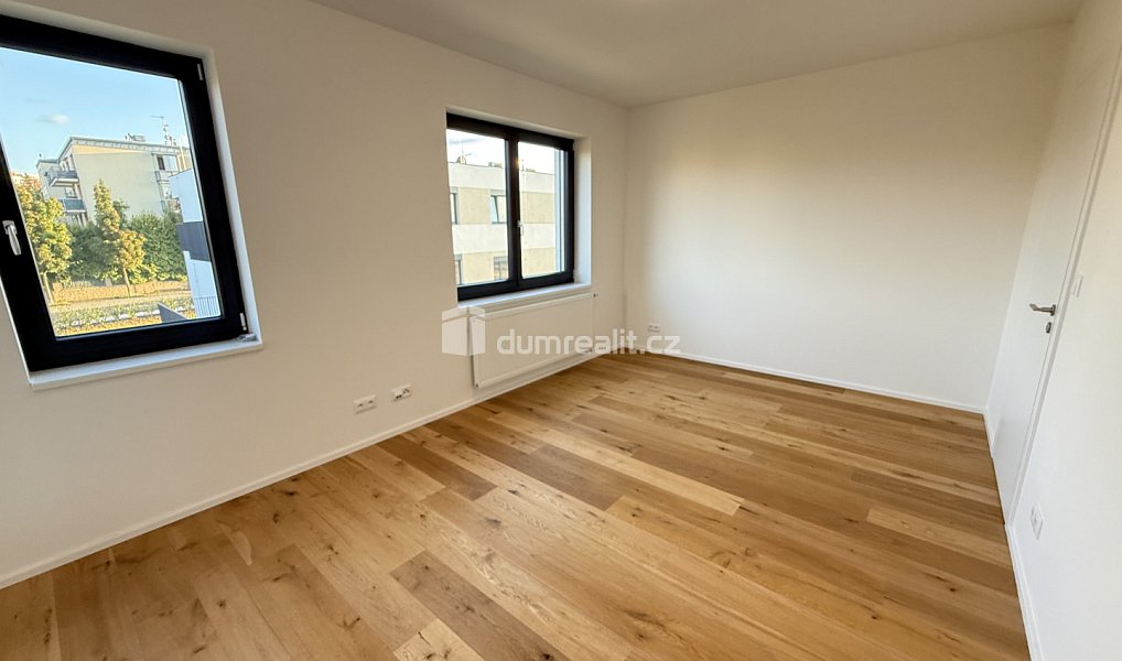 Pronájem bytu 2+kk 61 m², Praha – náhled fotky 9