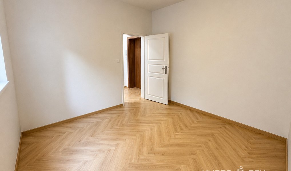 Pronájem kanceláře 42 m², Tábor – náhled fotky 5
