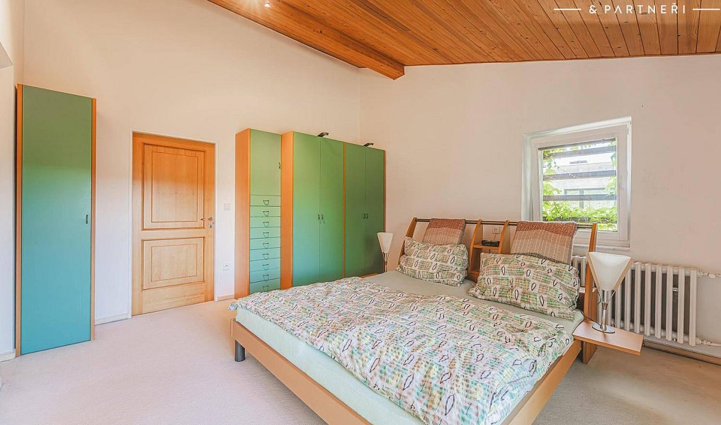 Prodej domu 300 m² s pozemkem 1 176 m², Hradec Králové – náhled fotky 14