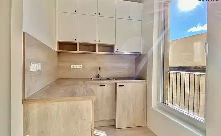 Pronájem bytu 1+kk 28 m²