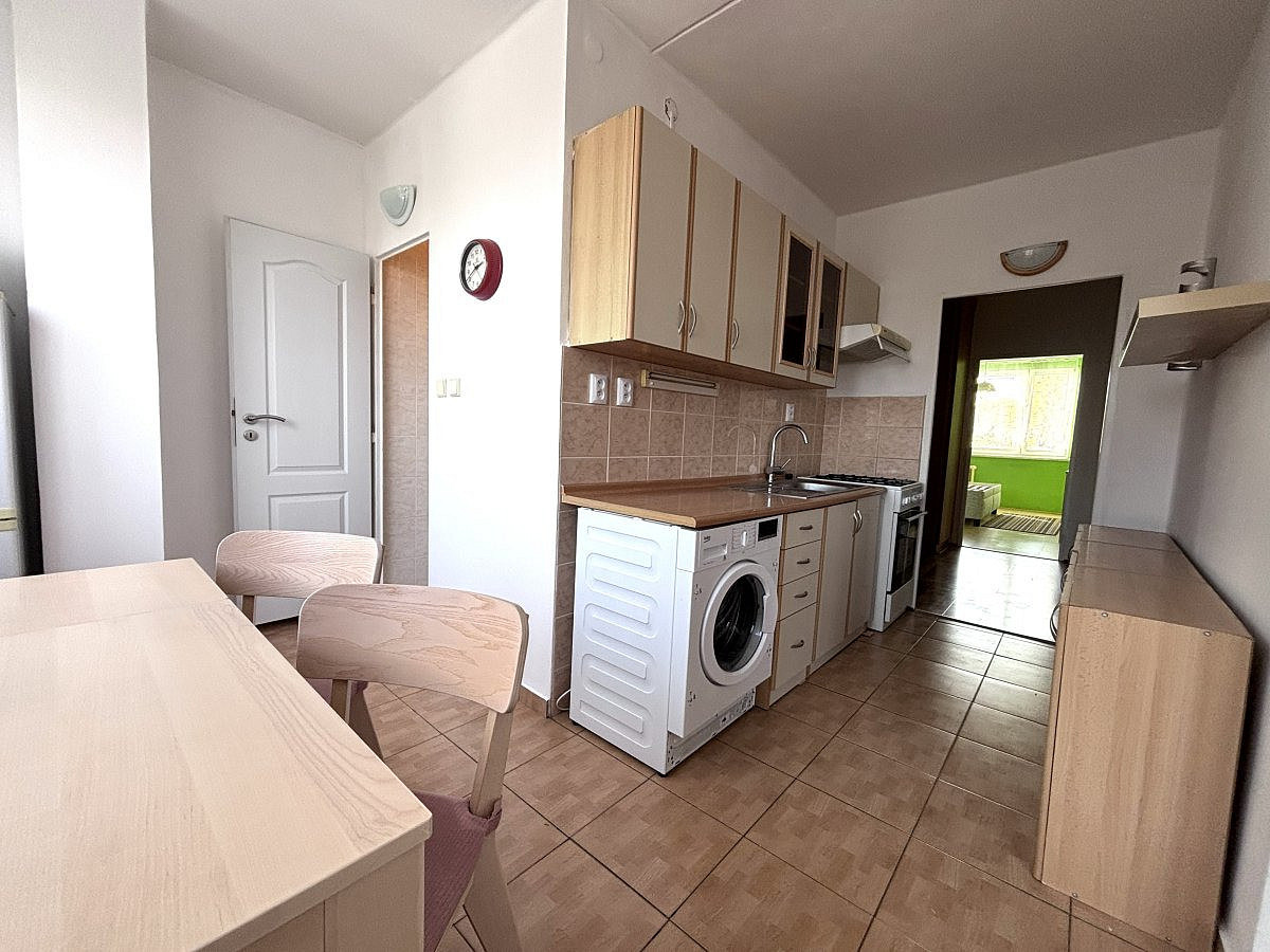 Pronájem bytu 2+1 59 m² – fotografie 3