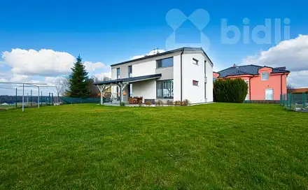 Prodej domu 178 m² s pozemkem 997 m², Lipanská, Úvaly, okres Praha-východ