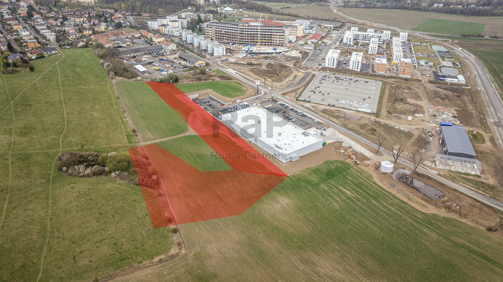 Prodej komerčního pozemku 9 478 m²