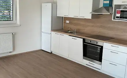 Pronájem bytu 2+kk 48 m², Maxima Gorkého, Třebíč - Nové Dvory