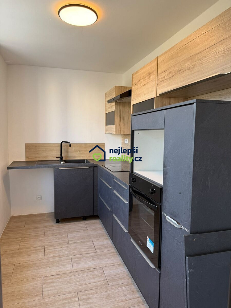 Pronájem bytu 2+1 49 m²