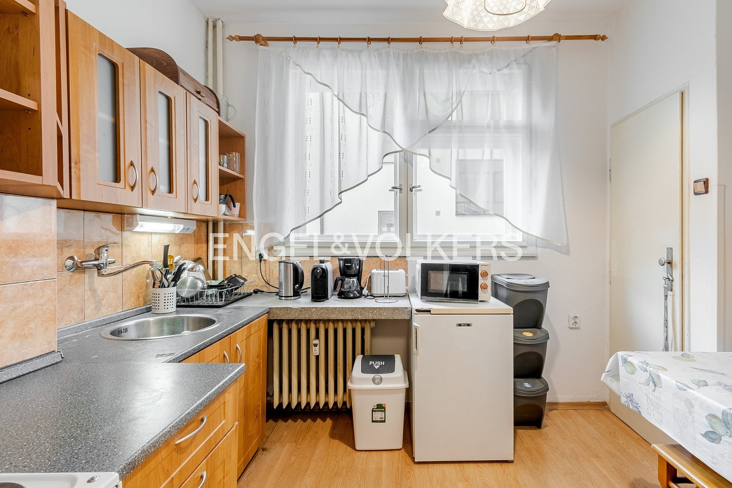 Pronájem bytu 1+1 50 m² – fotografie 3