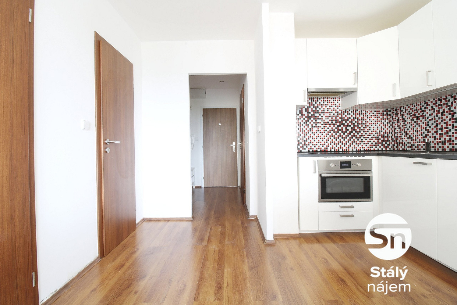 Pronájem bytu 2+kk 41 m² – fotografie 3