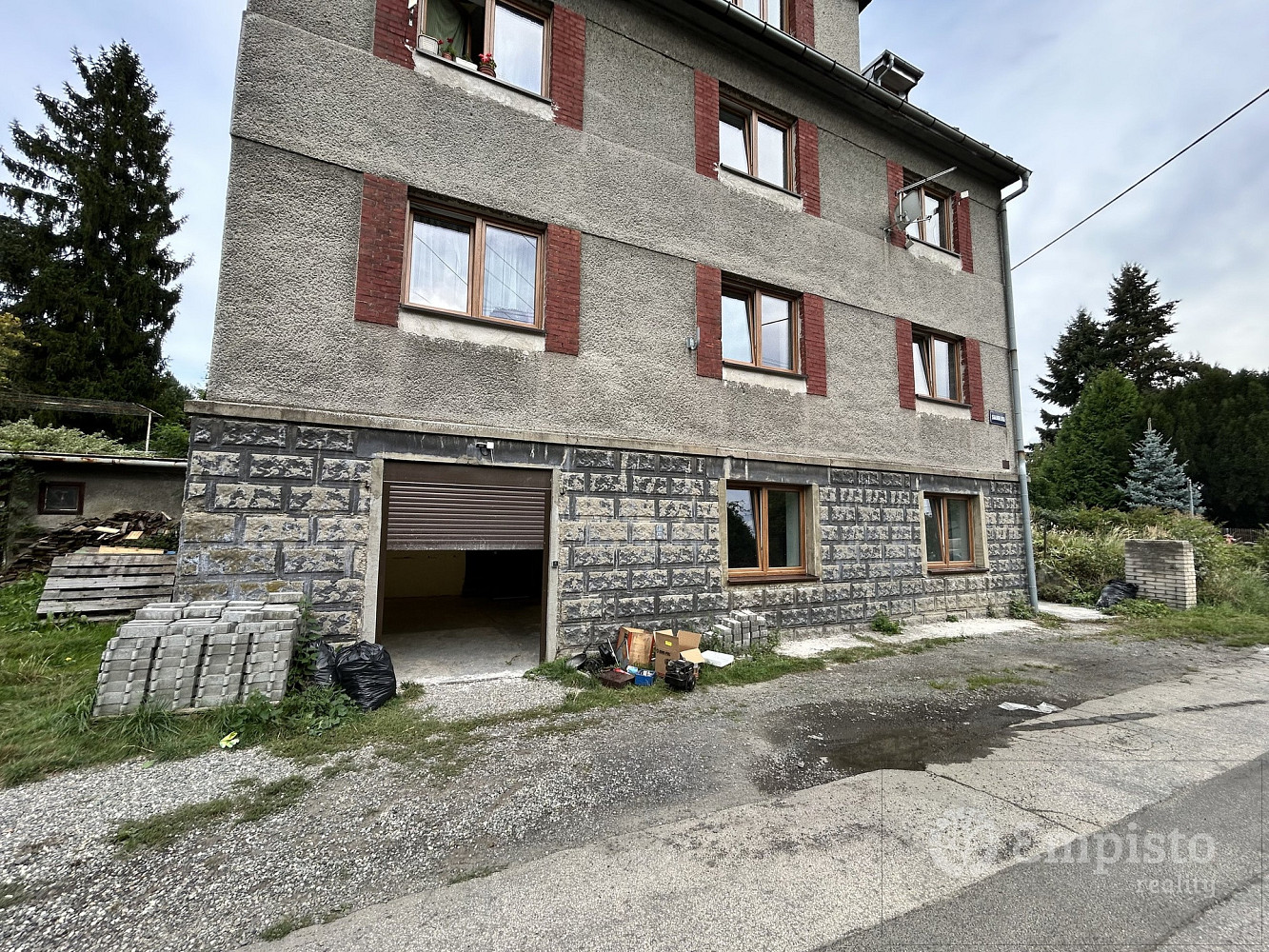 Pronájem obchodních prostor 65 m² – fotografie 2