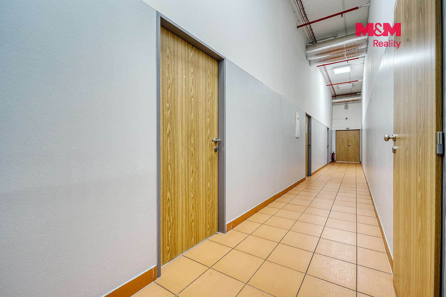 Pronájem kanceláře 18 m² – fotografie 5