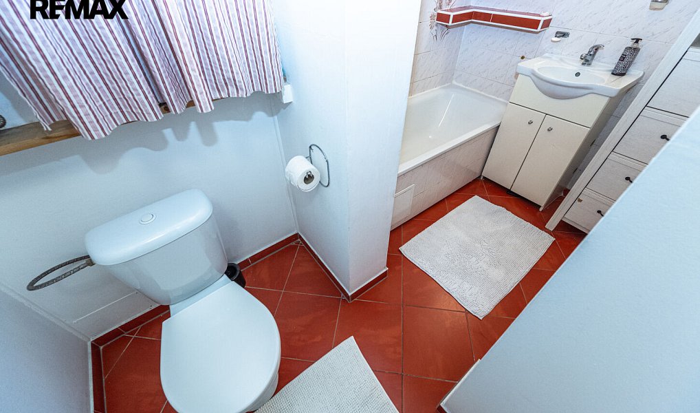 Prodej bytu 3+1 62 m², Praha – náhled fotky 9
