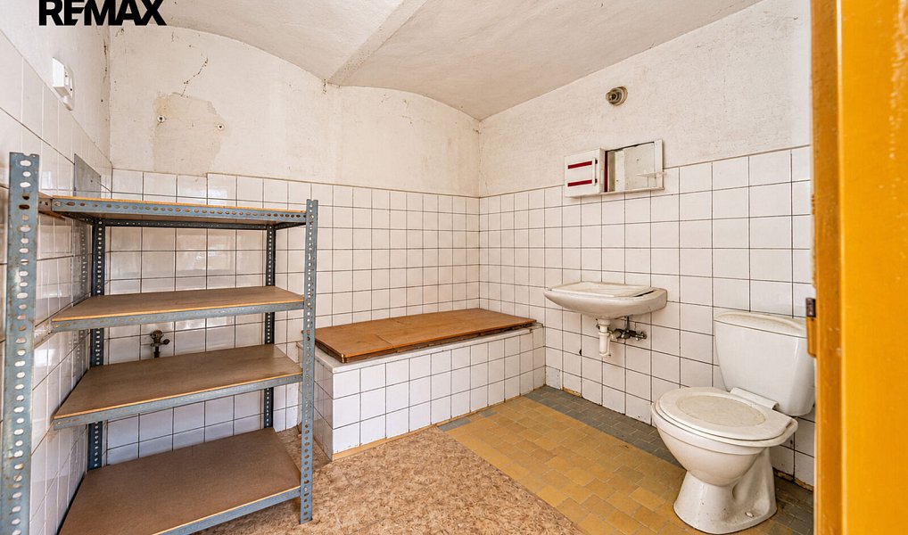 Prodej domu 427 m² s pozemkem 858 m², Brno – náhled fotky 20
