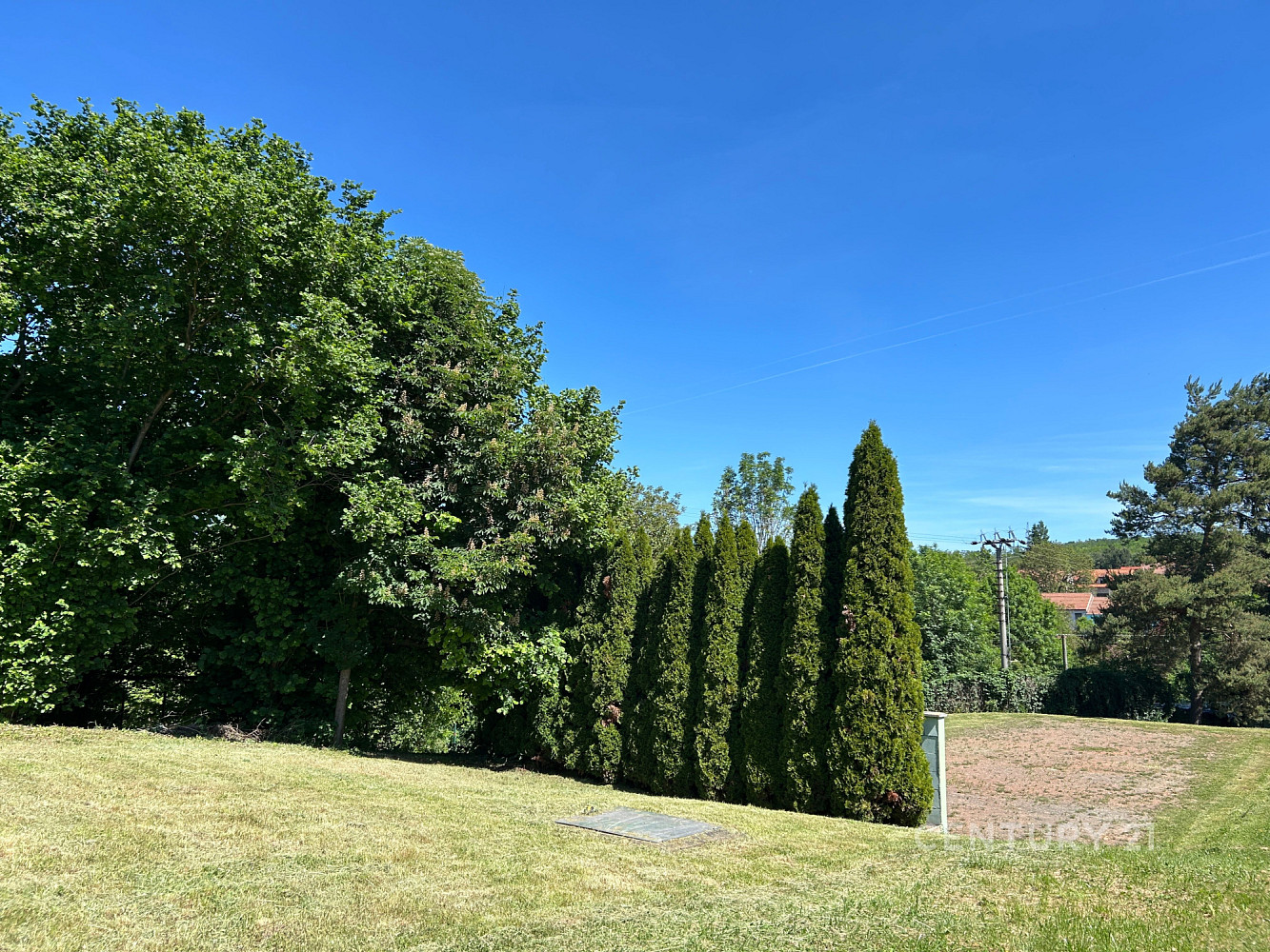 Prodej stavebního pozemku 1 438 m²