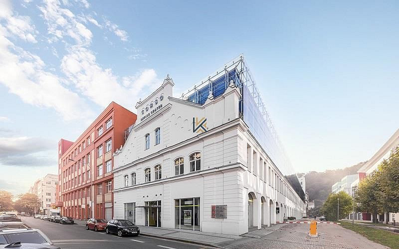 Pronájem kanceláře 410 m²