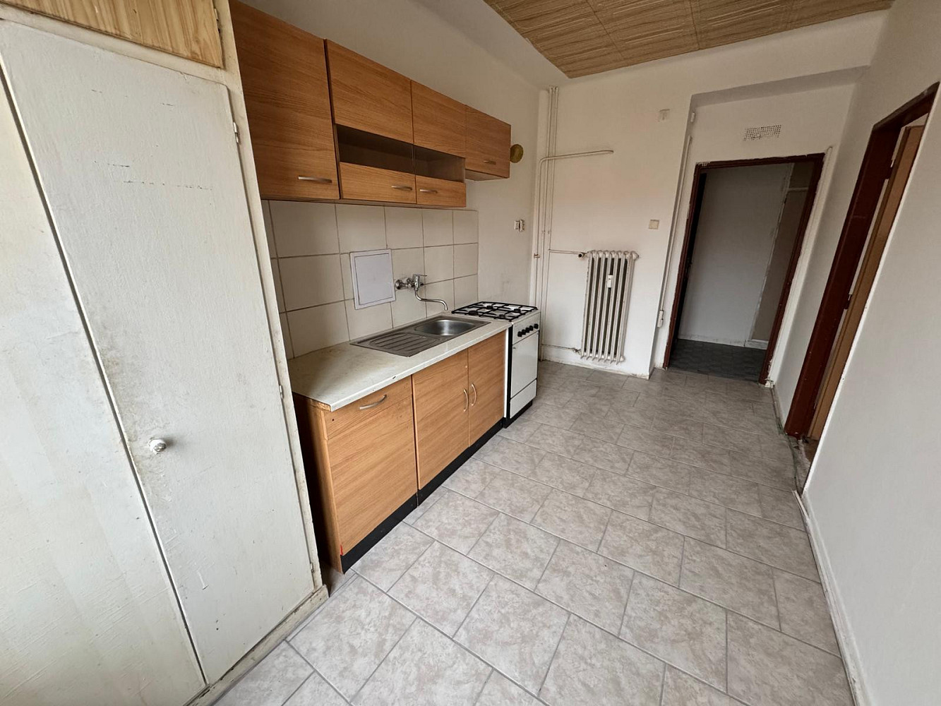 Pronájem bytu 1+1 37 m² – fotografie 2