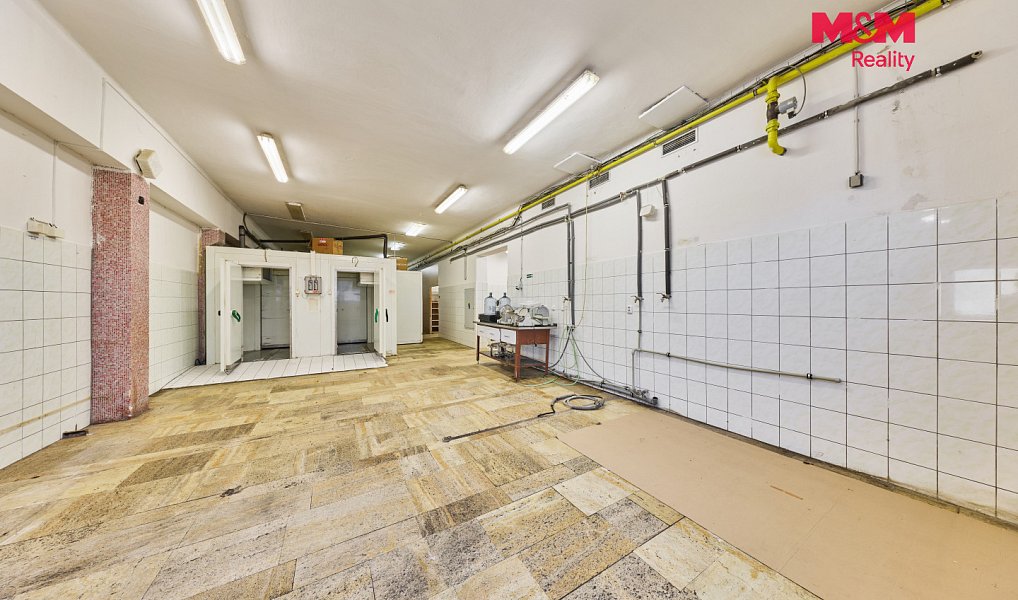 Prodej výrobních prostor 350 m², Trutnov – náhled fotky 6