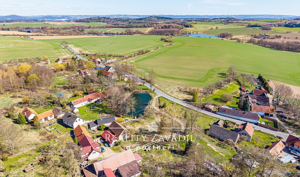 Prodej stavebního pozemku 1 230 m², Jankov – náhled fotky 10