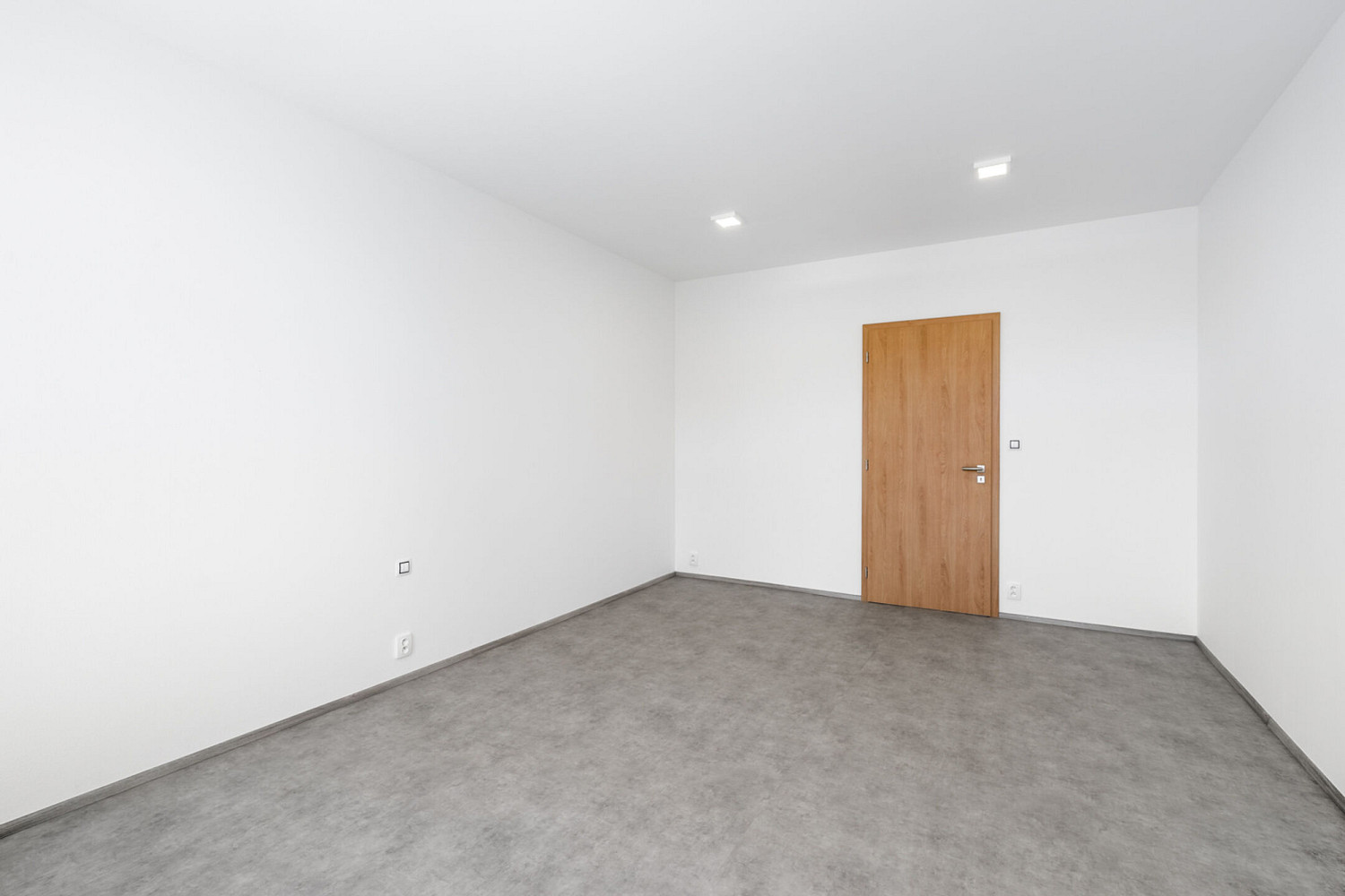 Pronájem bytu 2+kk 46 m² – fotografie 4