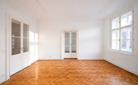Prodej bytu 2+1 94 m², Karlínské náměstí, Praha 8 - Karlín