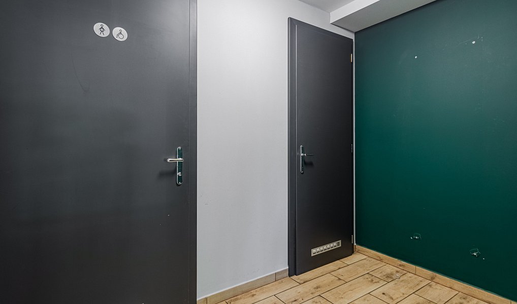 Pronájem obchodních prostor 116 m², Praha – náhled fotky 9