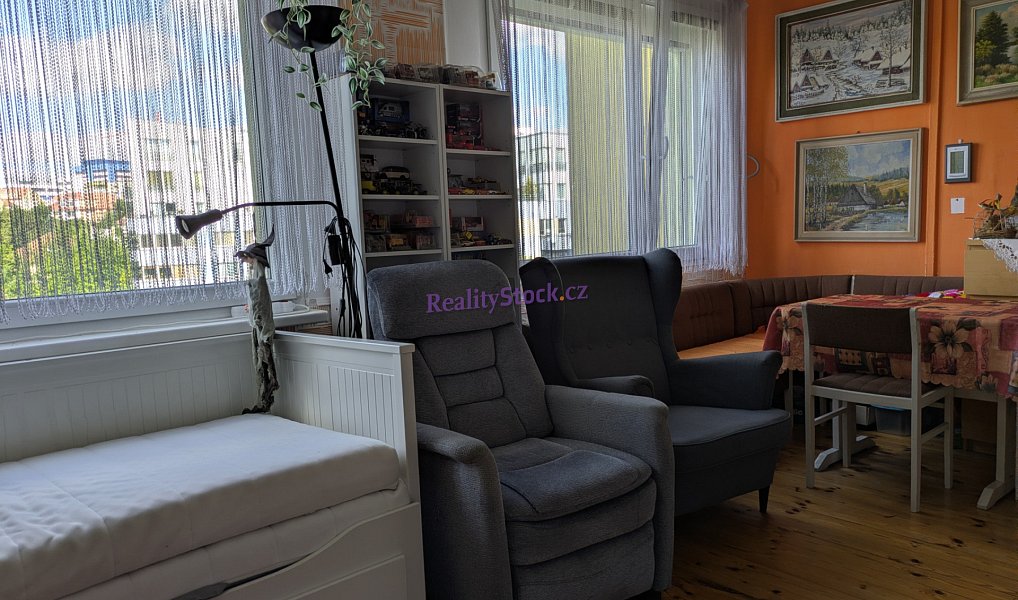 Prodej bytu 1+kk 30 m², Praha – náhled fotky 3